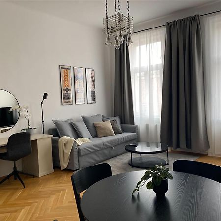 Cosy Apartment In Mariahilf Close To Citycenter Wien Eksteriør billede