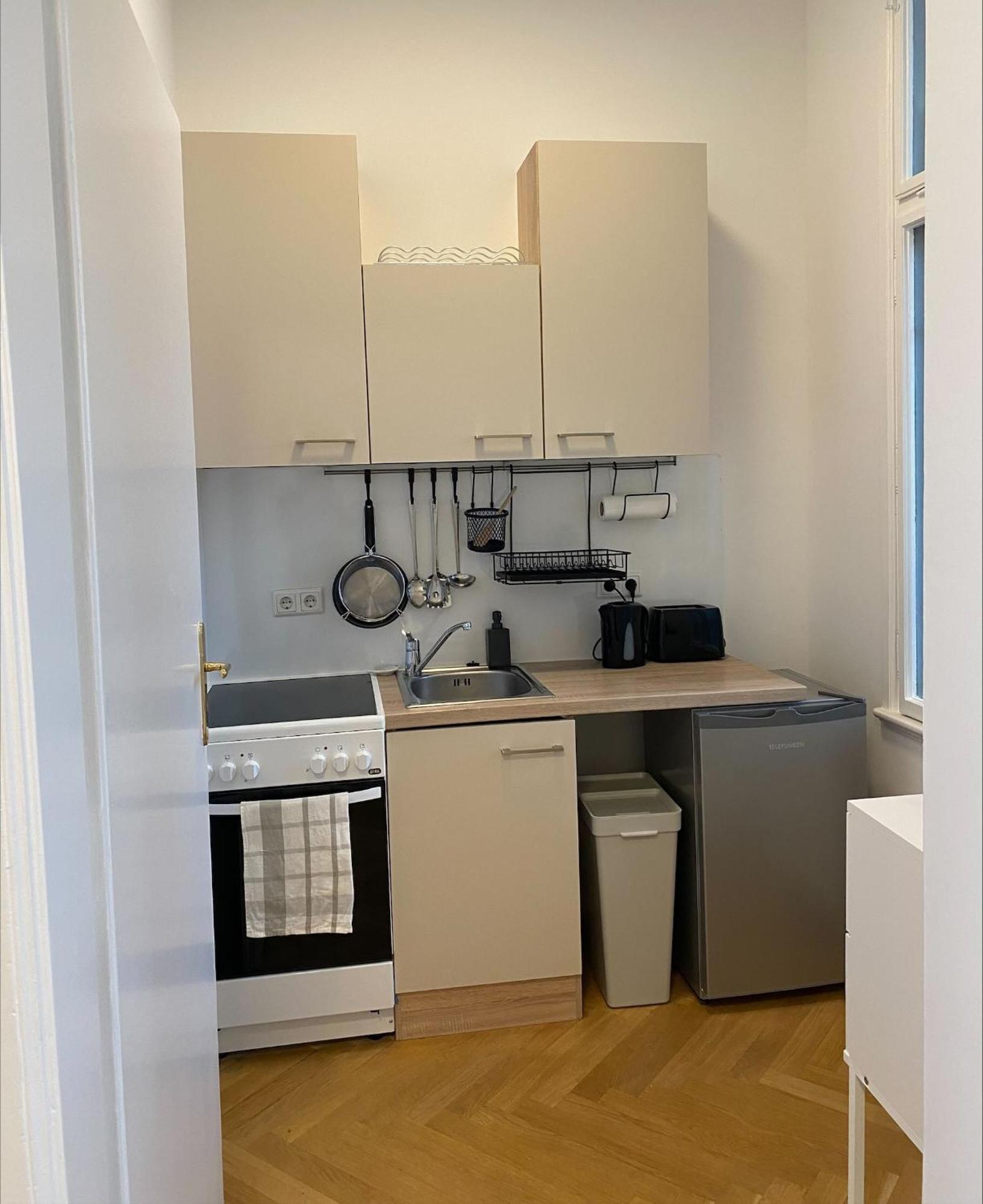 Cosy Apartment In Mariahilf Close To Citycenter Wien Eksteriør billede